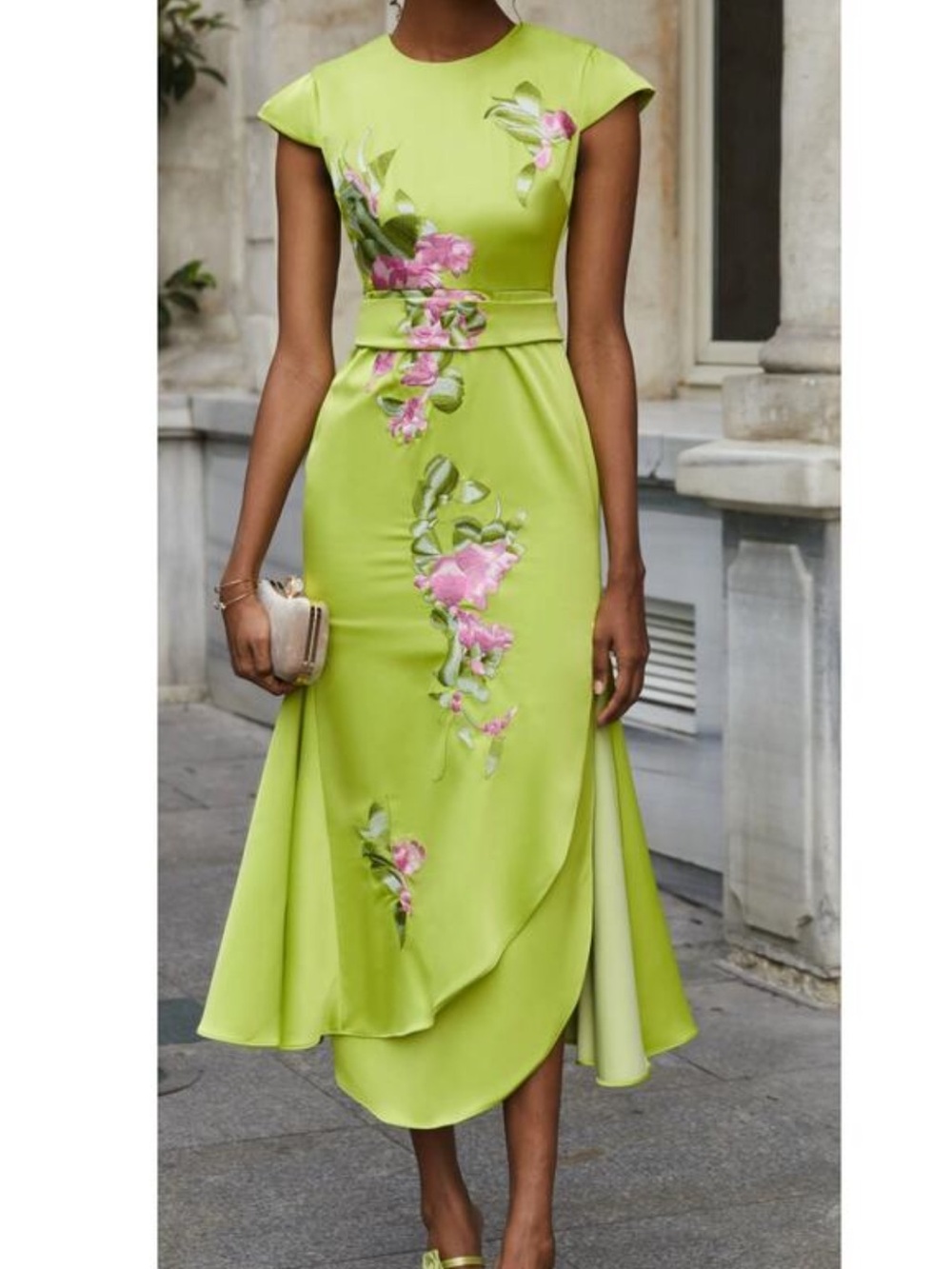 Green Floral Embroidered Sheath Dress - Elegant Women's Dress